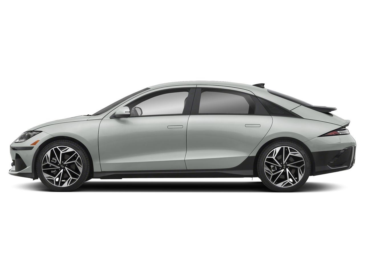 Used 2023 Hyundai IONIQ 6 SEL with VIN KMHM34AA3PA021772 for sale in Grand Blanc, MI