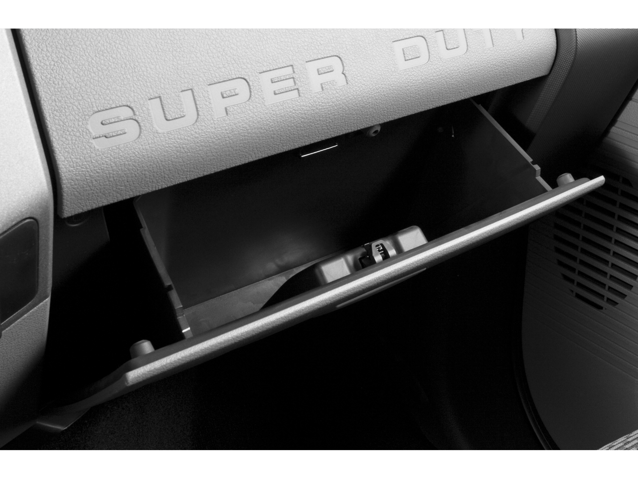 2015 Ford F-250SD XL TOW AWAY ONLY !!