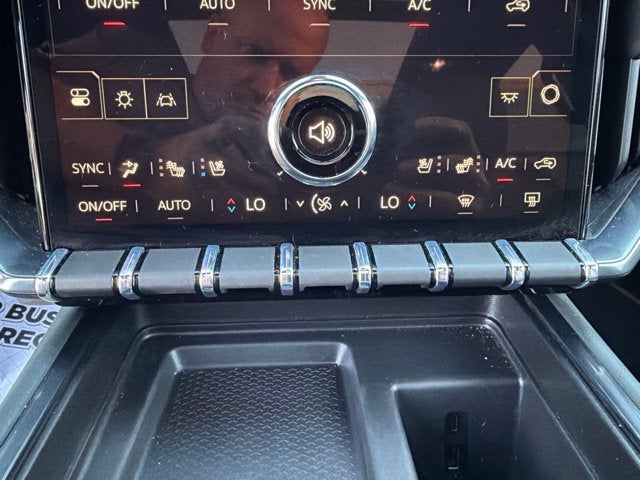 2025 GMC Acadia AT4