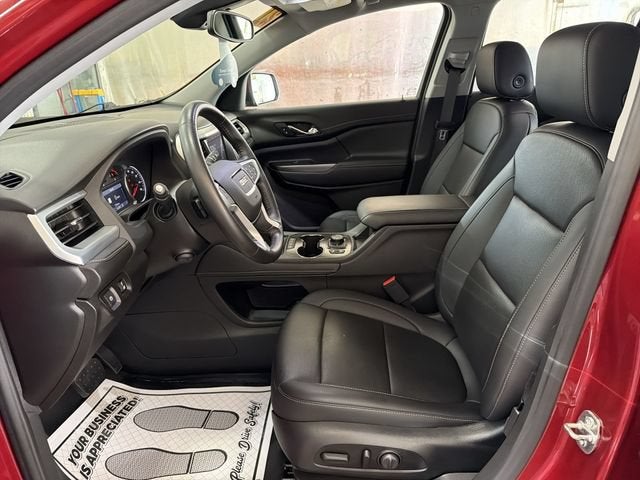 2021 GMC Acadia SLT