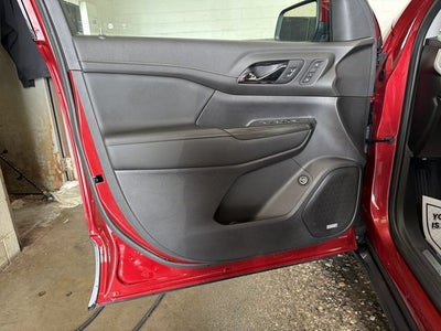2021 GMC Acadia SLT