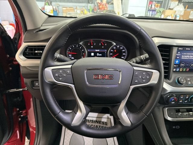 2021 GMC Acadia SLT