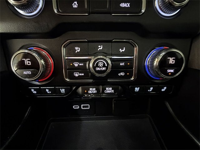 2022 GMC Yukon XL SLT