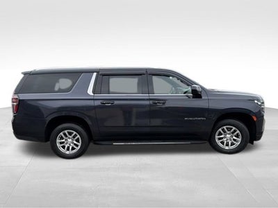 2022 Chevrolet Suburban LT