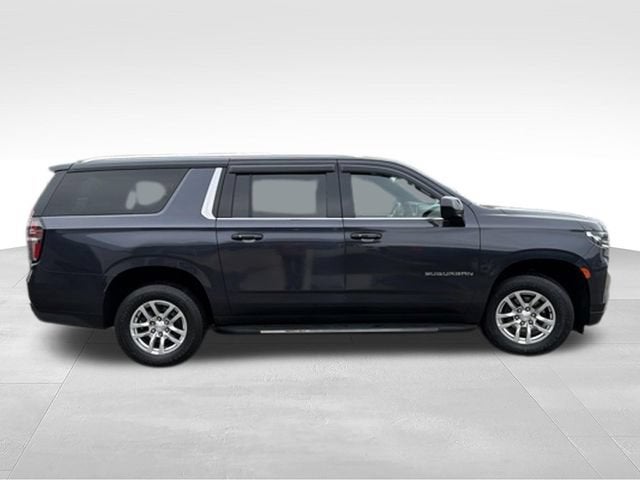 2022 Chevrolet Suburban LT