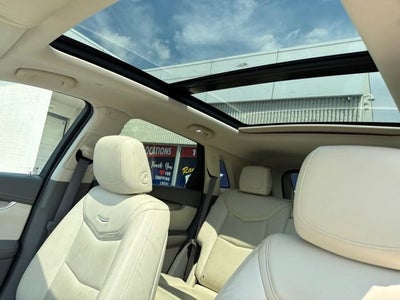 2017 Cadillac XT5 Luxury FWD