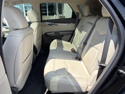 2017 Cadillac XT5 Luxury FWD