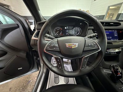 2023 Cadillac XT5 Premium Luxury