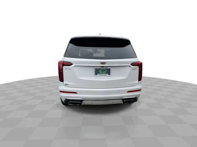 2022 Cadillac XT6 Luxury