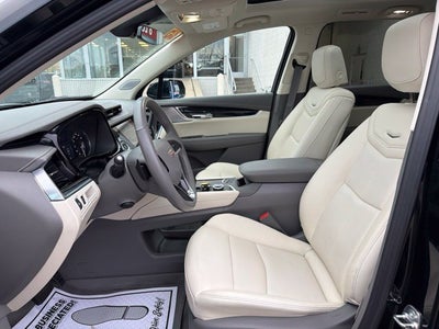 2025 Cadillac XT6 Premium Luxury
