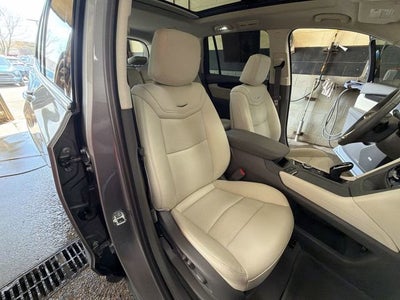 2025 Cadillac XT6 Premium Luxury