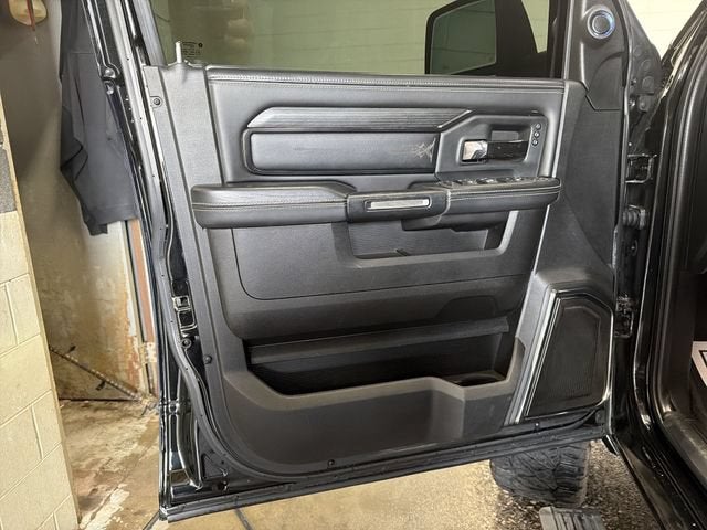 2023 RAM 2500 Limited Mega Cab 4x4 6'4" Box