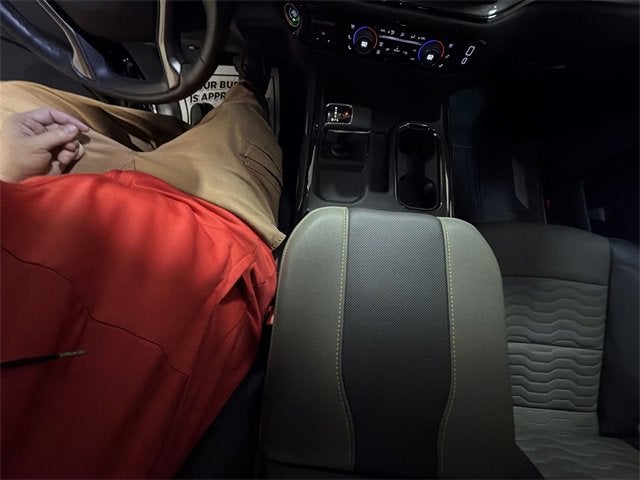 2025 Chevrolet Silverado 1500 ZR2