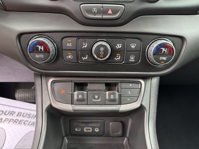 2023 GMC Terrain AT4