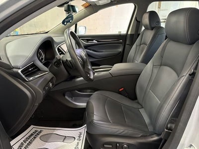2020 Buick Enclave Essence