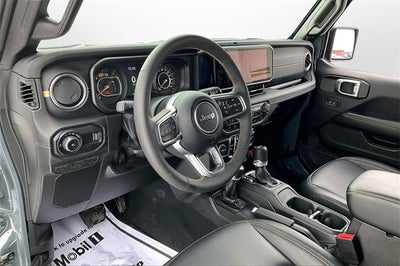 2024 Jeep Wrangler Sahara