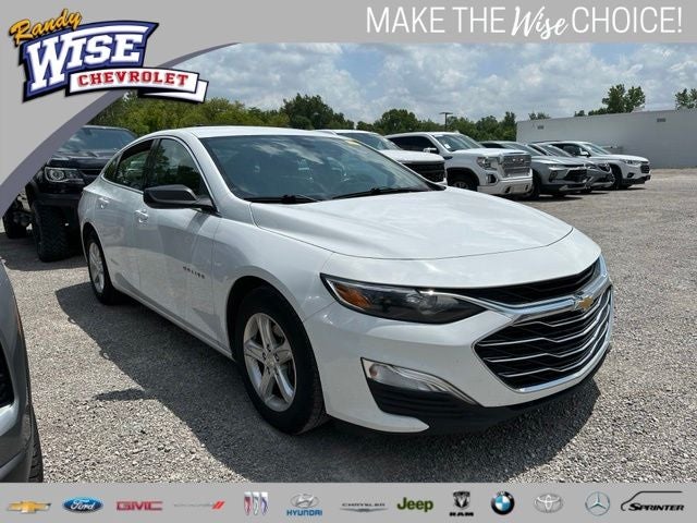 2022 Chevrolet Malibu LS 1LS