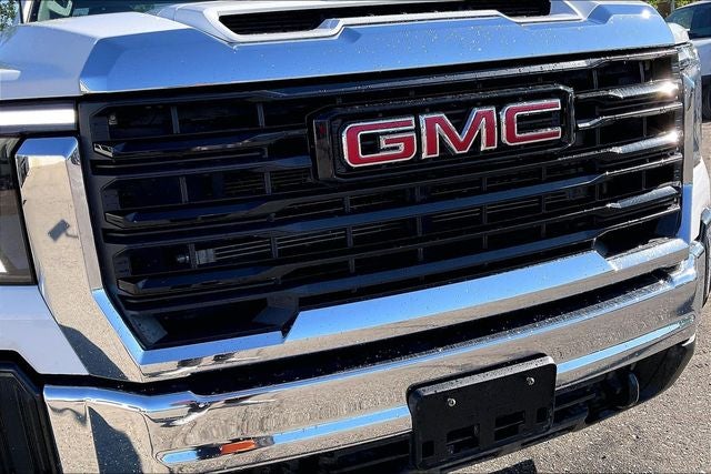 2024 GMC Sierra 2500HD Pro
