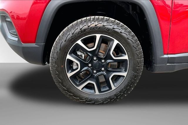 2025 Jeep Compass Trailhawk