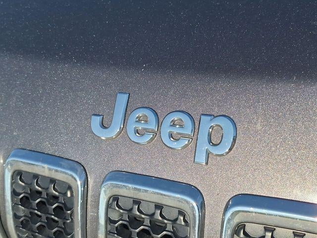 2019 Jeep Cherokee Overland