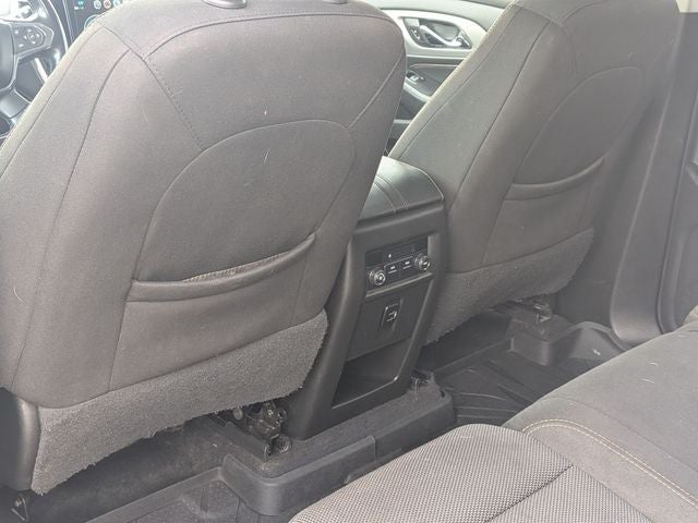 2018 Chevrolet Traverse LT Cloth w/1LT