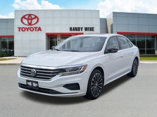 2022 Volkswagen Passat 2.0T Limited Edition