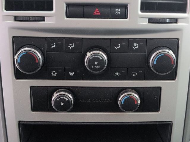 2010 Chrysler Town and Country Touring