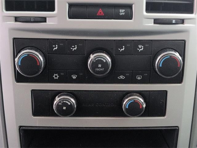 2010 Chrysler Town and Country Touring