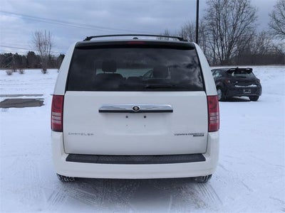 2010 Chrysler Town and Country Touring