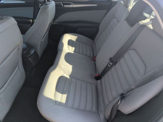 2013 Ford Fusion S