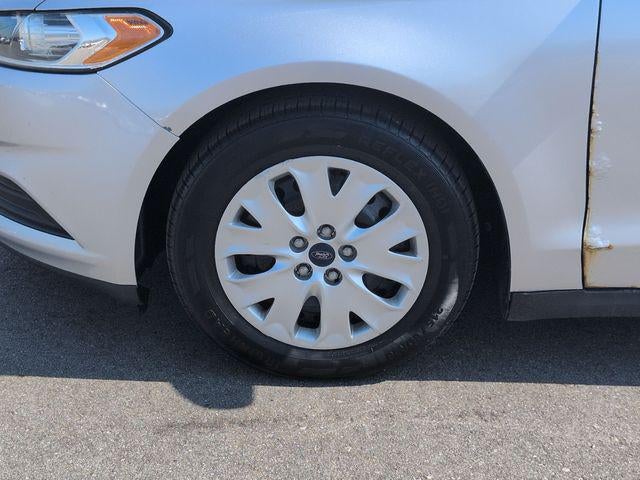 2013 Ford Fusion S