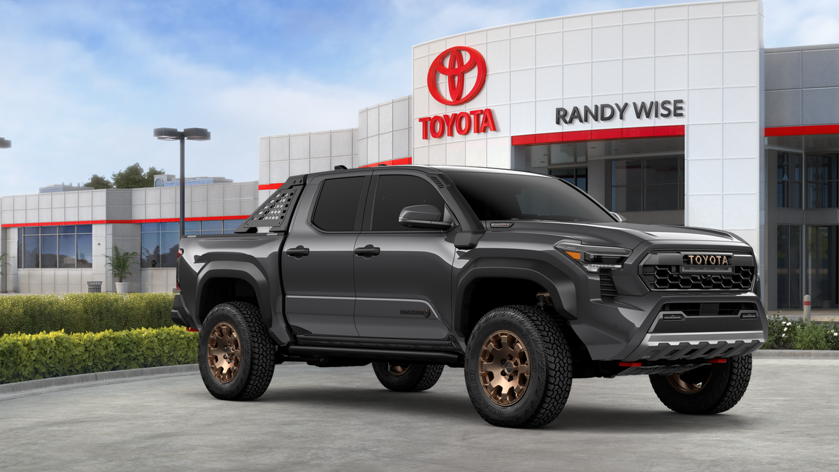 2026 Toyota Tacoma i-FORCE MAX Trailhunter