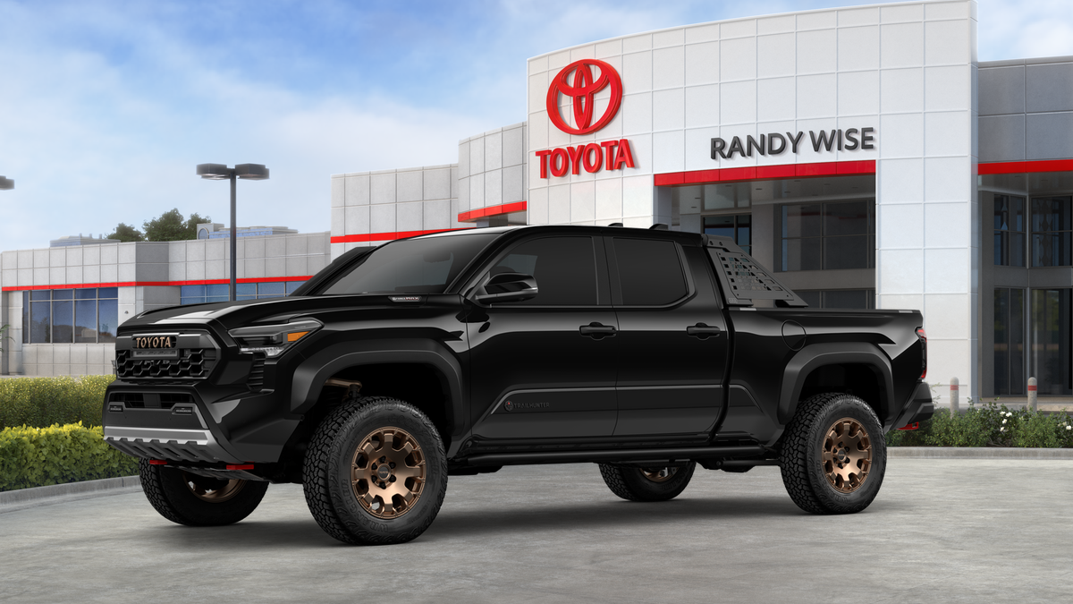 2025 Toyota Tacoma i-FORCE MAX Trailhunter