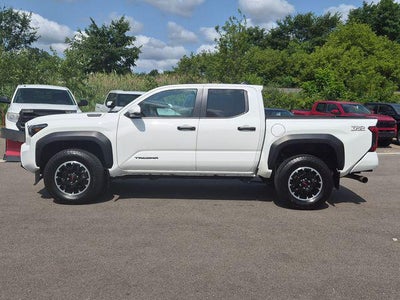 2024 Toyota Tacoma i-FORCE MAX TRD Off Road