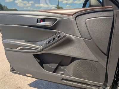 2021 Toyota Avalon Hybrid XLE Plus