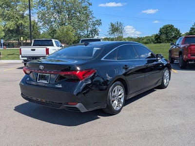 2021 Toyota Avalon Hybrid XLE Plus