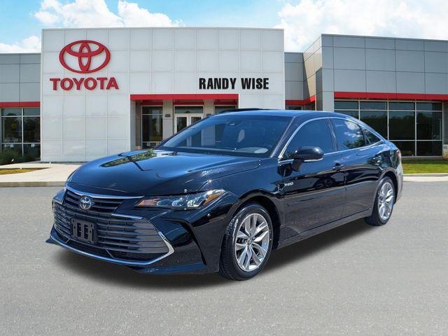 2021 Toyota Avalon Hybrid XLE Plus