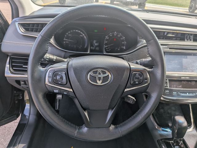 2015 Toyota AVALON HYBRID Limited