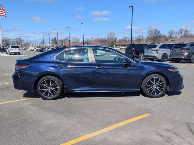 2021 Toyota CAMRY SE