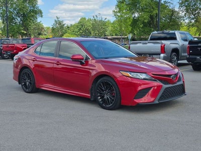 2020 Toyota Camry SE