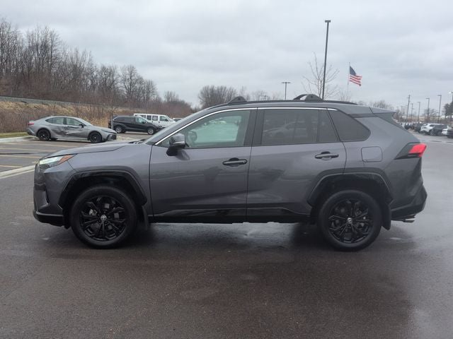 2024 Toyota RAV4 HYBRID SE