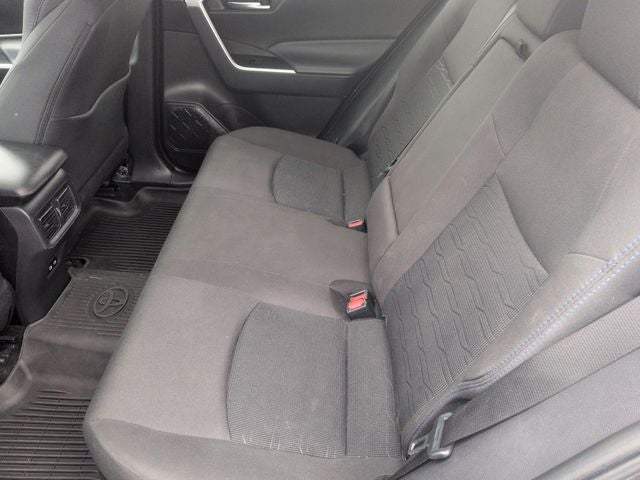 2024 Toyota RAV4 HYBRID SE