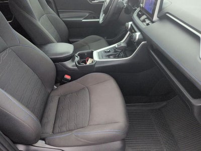 2024 Toyota RAV4 HYBRID SE