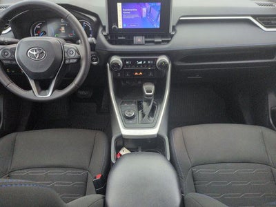 2024 Toyota RAV4 HYBRID SE