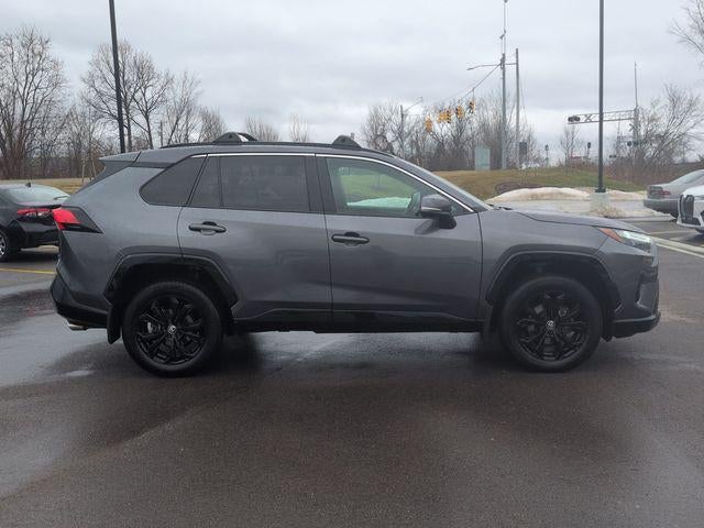 2024 Toyota RAV4 HYBRID SE