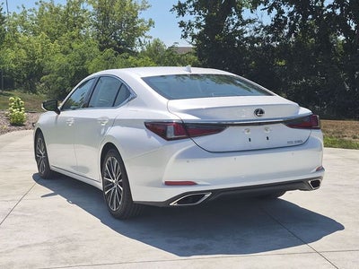 2025 Lexus ES 350