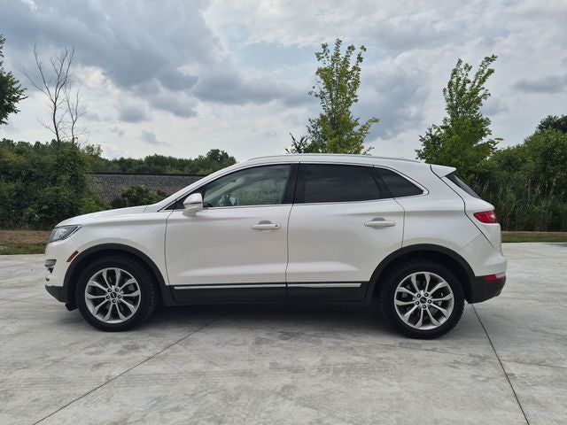 Used 2017 Lincoln MKC Select with VIN 5LMCJ2D95HUL35539 for sale in Grand Blanc, MI