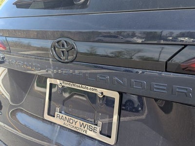2025 Toyota GRAND HIGHLANDER HEV XLE