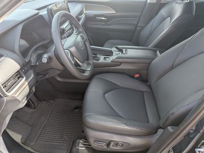 2025 Toyota GRAND HIGHLANDER HEV XLE
