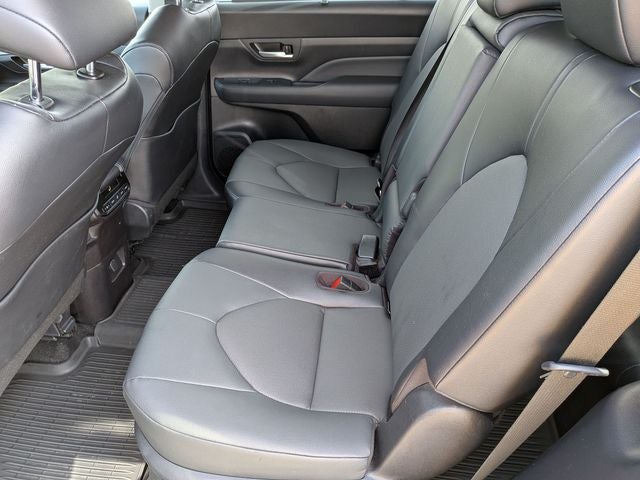 2025 Toyota GRAND HIGHLANDER HEV XLE